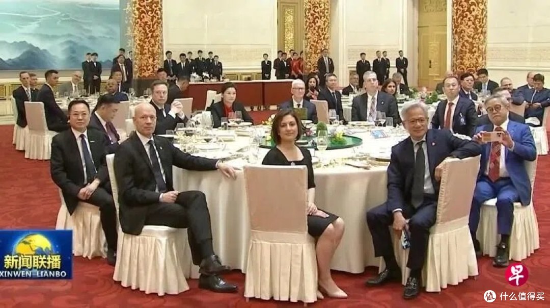 雷军和马斯克合个影,怎么又成了小米原罪