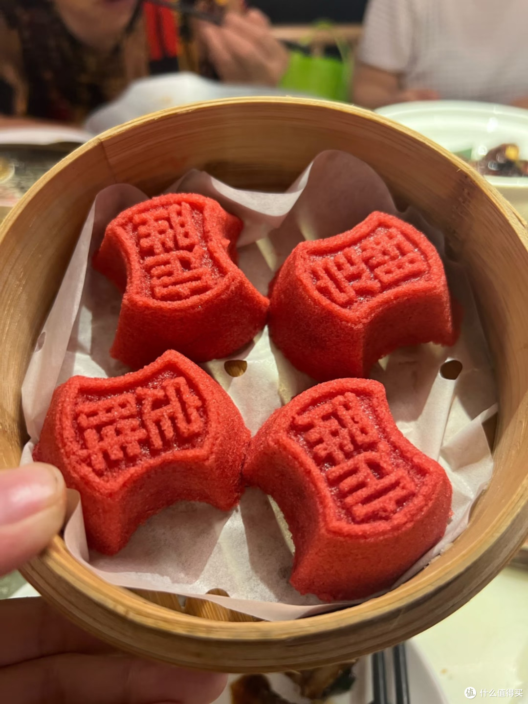 杭州美食之旅:西湖醋鱼与东坡肉