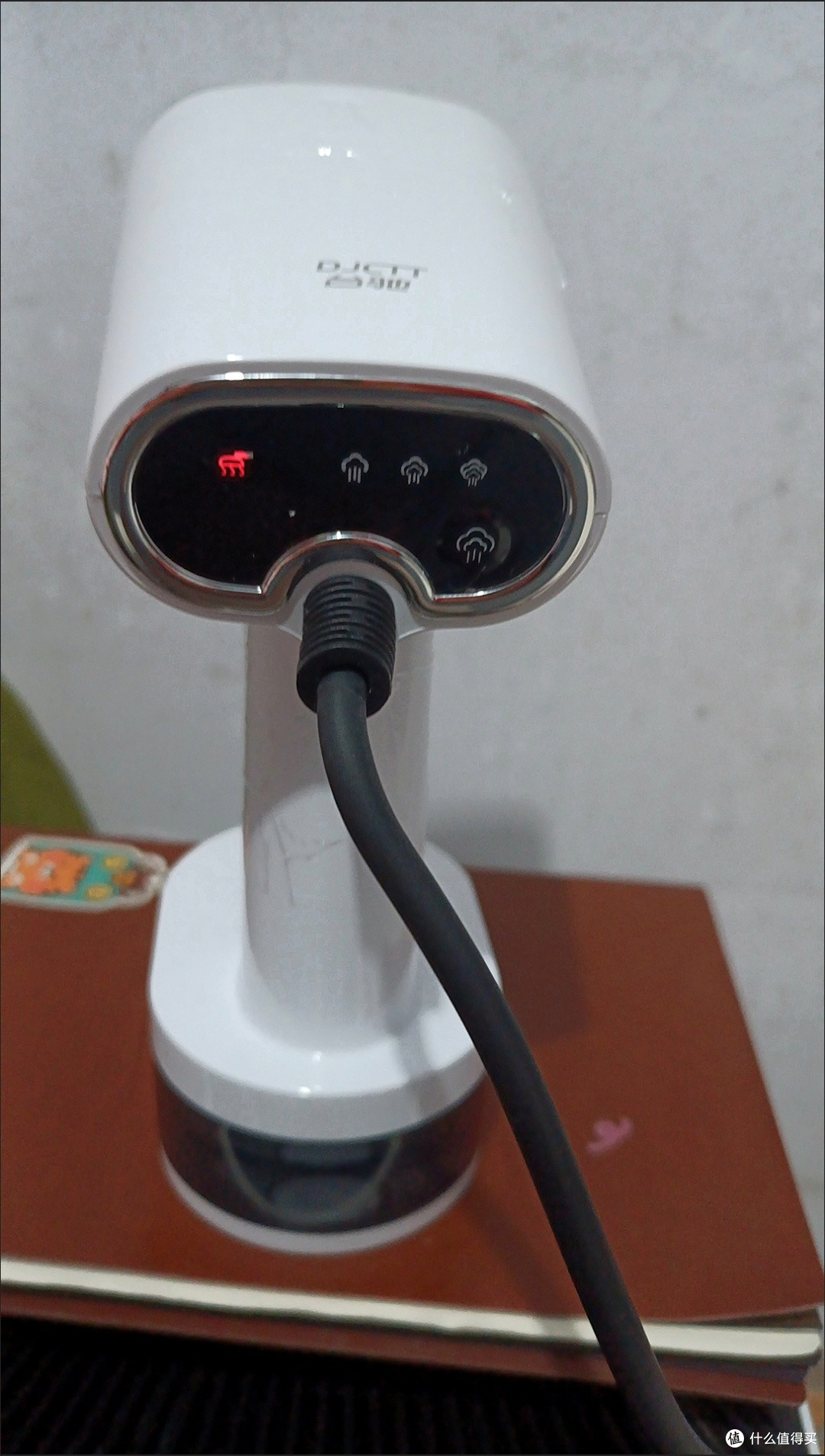 美的YBD15A1手持挂烫机，小巧便携