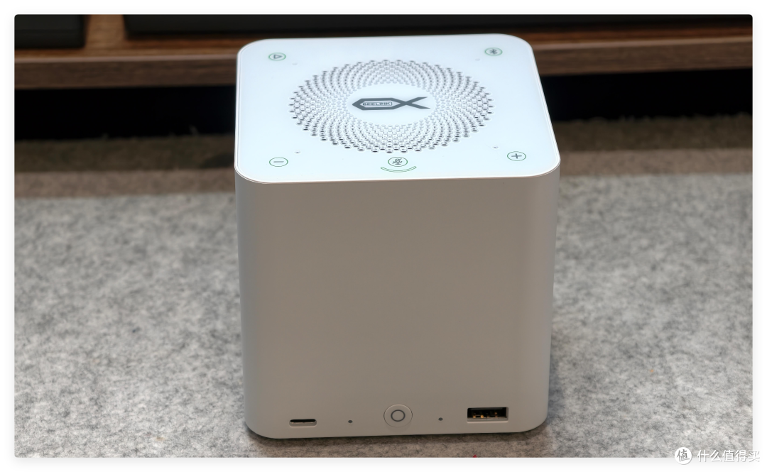 80Gbps 双UBS4 扩展坞，供电/存储/网口/音响 — 零刻 Mate Pro