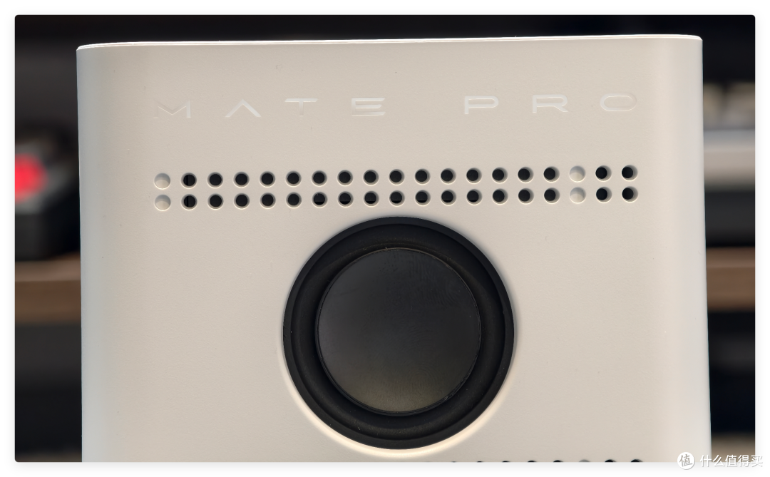 80Gbps 双UBS4 扩展坞，供电/存储/网口/音响 — 零刻 Mate Pro