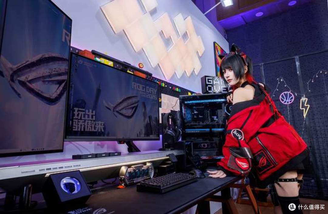ROG复刻主板及首款ROG内存惊艳ROG DAY 2026