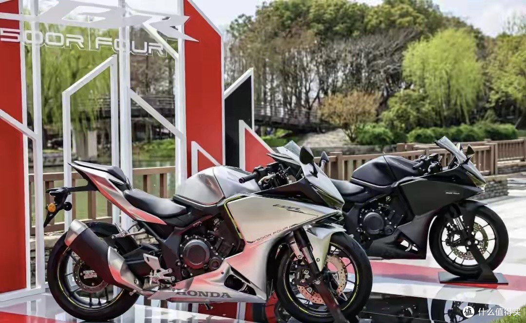 44980元!本田CBR500R Four正式上市,保守疗法还能奏效吗