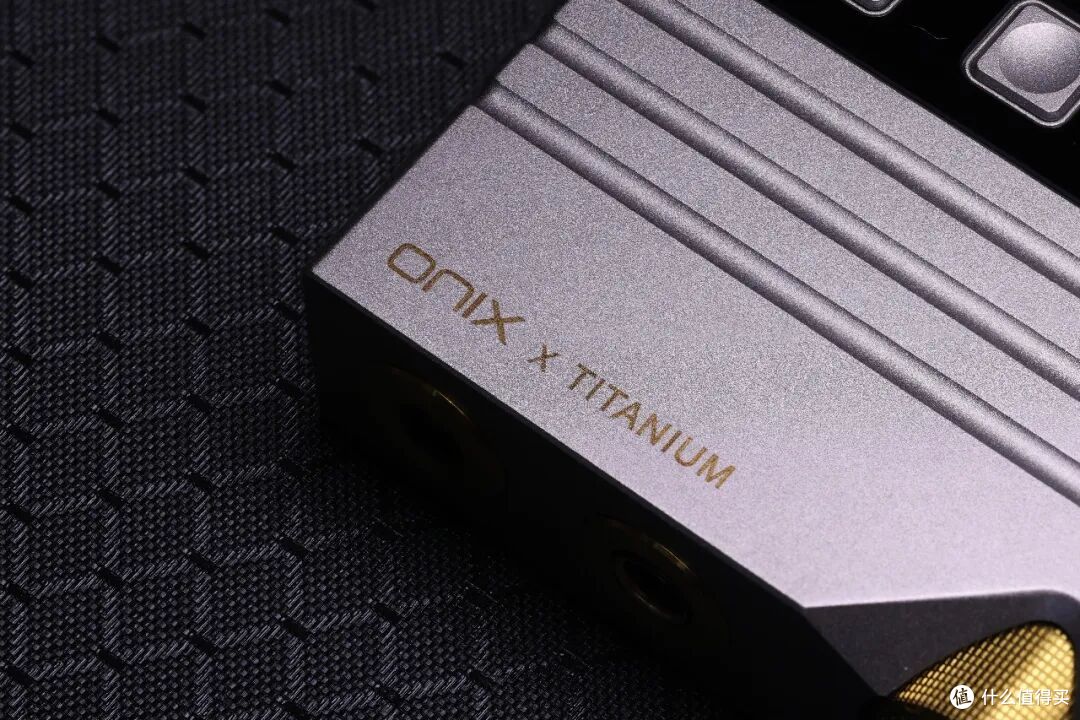 耳边评测 | 谈谈ONIX XM5 Ti带来的透明、真切和华丽