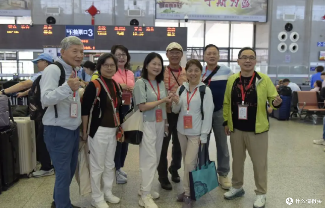  一张火车票20999元起步，可以游玩新疆17天，我要是有钱了也去玩