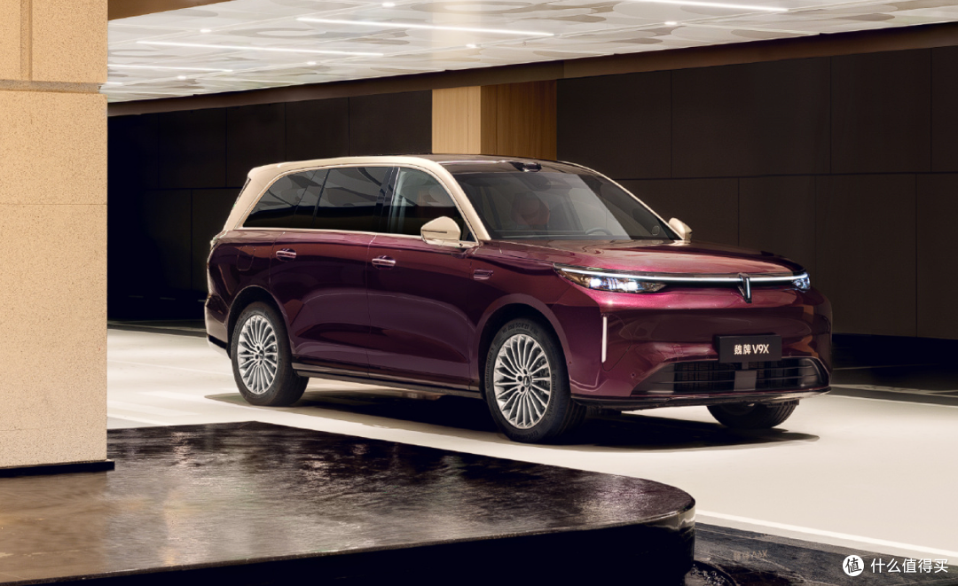 魏牌首款大型SUV上市,可选长轴、标轴,全系2.0T+双电机!