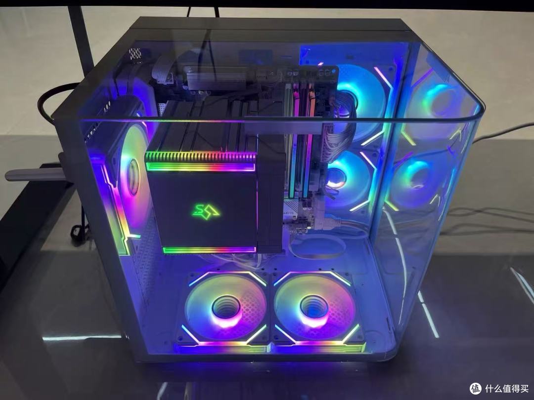 电竞颜值天花板✨十铨幻镜 DDR5 内存海力士颗粒 + ARGB 极光流