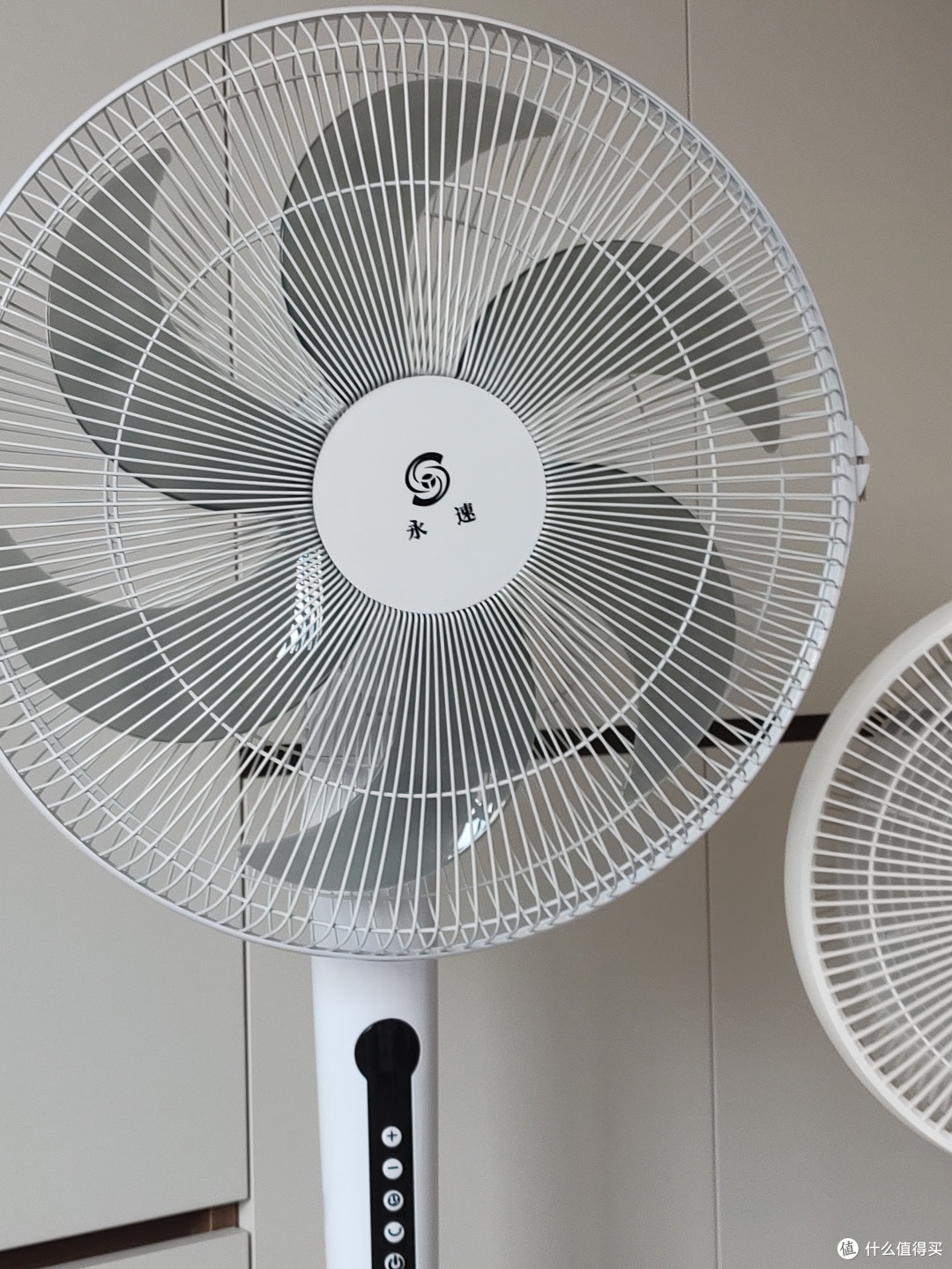 夏日清凉神器:永速18寸直流变频风扇