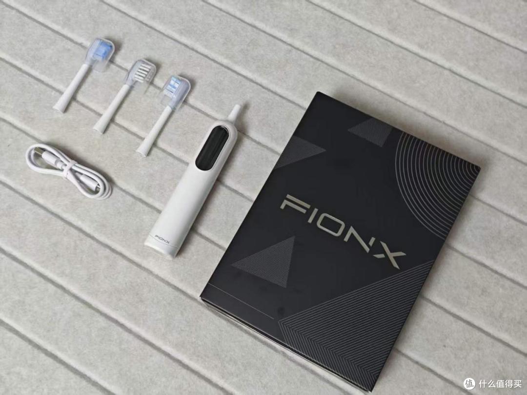 20年深耕超常规清洁力！测评FIONX声波+扫振电动牙刷，清洁天花板
