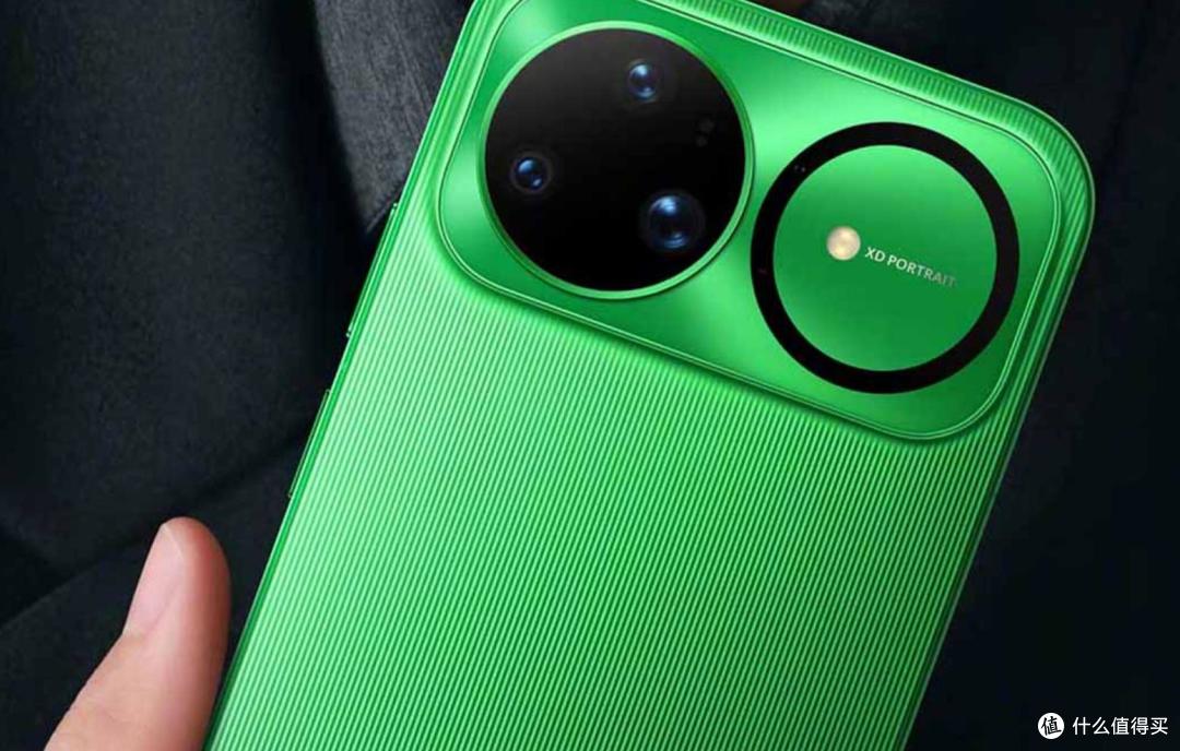 iPhone味越来越浓了?华为nova 16 系列草图曝光:双圆环没了
