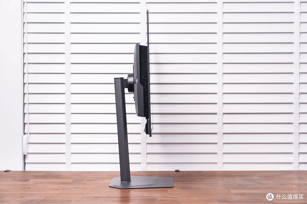 4K 240Hz QD-OLED 全能战士,技嘉 MO32U24 显示器评测