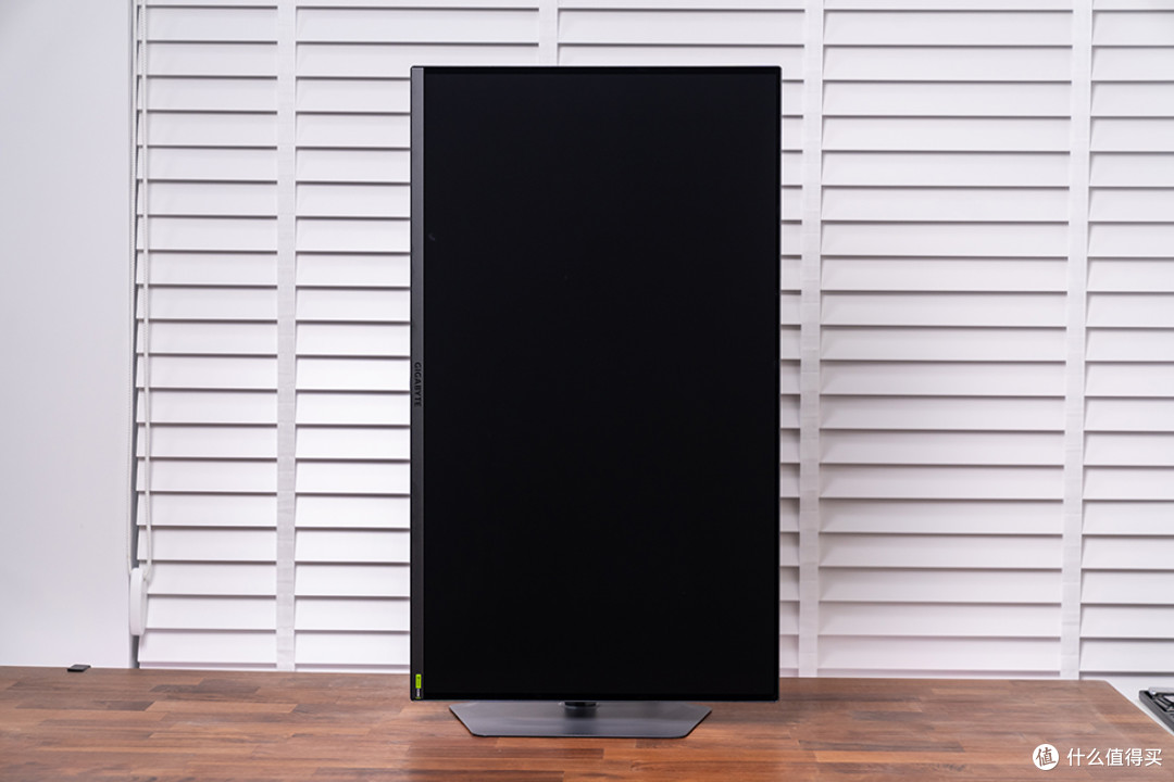 4K 240Hz QD-OLED 全能战士,技嘉 MO32U24 显示器评测