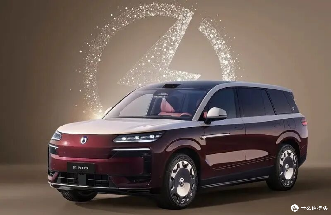 王力宏代言!腾势N9闪充版:40.98万起,3.7秒破百+420km纯电续航