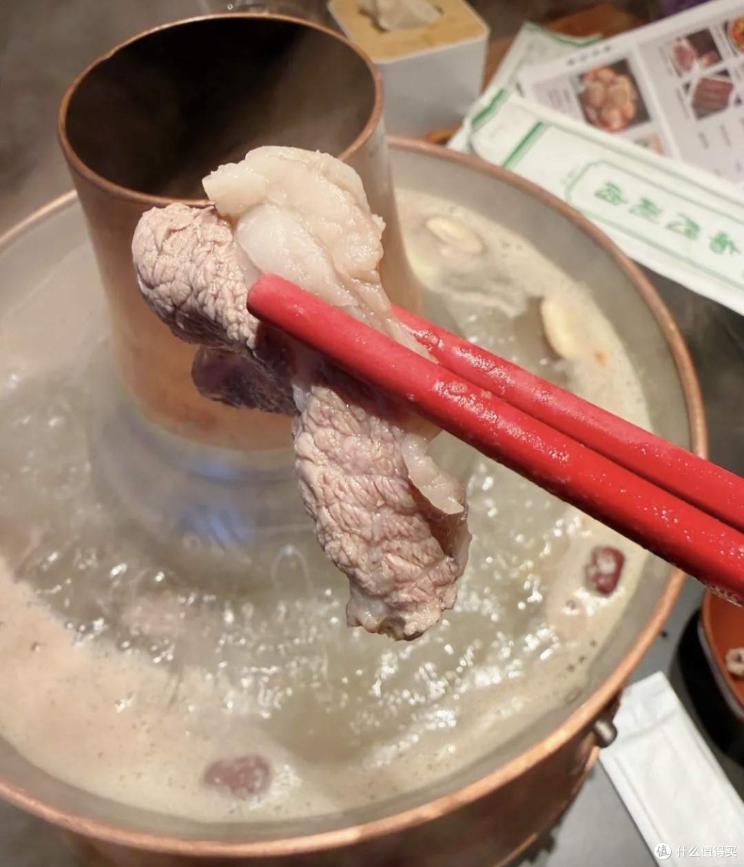 北京涮肉天花板!南门涮肉,一口沦陷的老北京烟火气