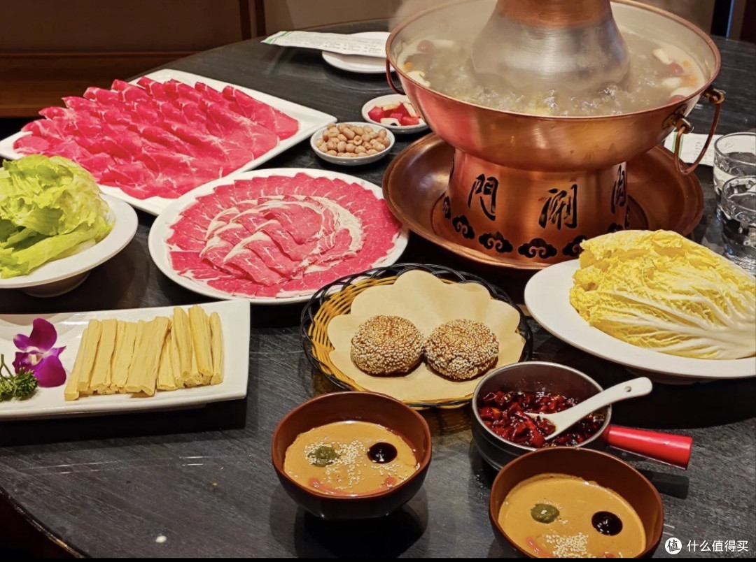 北京涮肉天花板!南门涮肉,一口沦陷的老北京烟火气