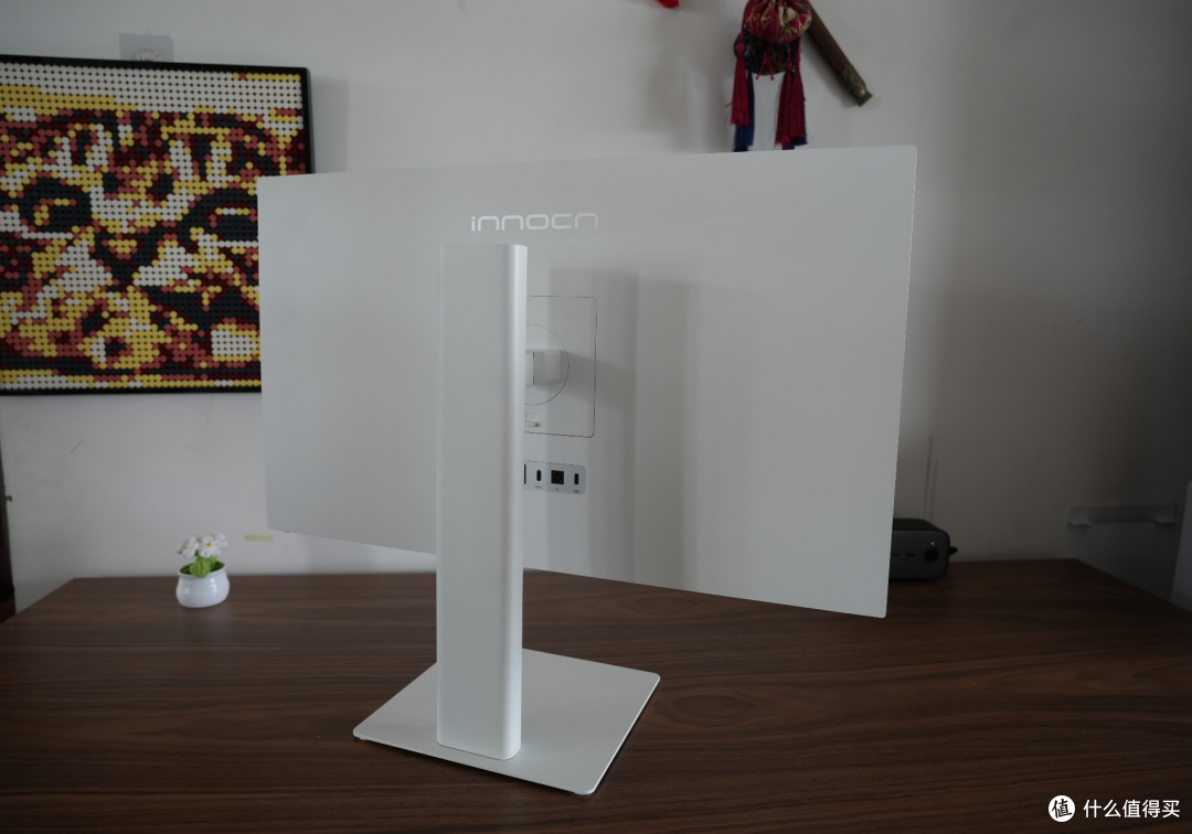 苹果色彩+4K 120Hz+90W一线通不到2000!618最值得买的专业显示器