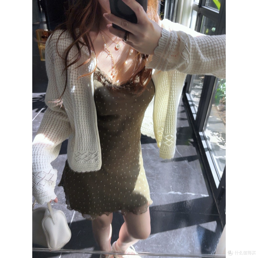 TMHSTUDIO法式波点蕾丝裙:把“慵懒浪漫”穿在身上