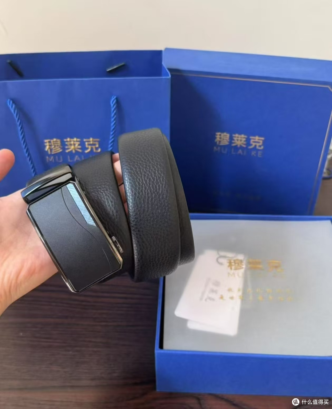父亲节礼物场景适配度|一条皮带通吃居家、聚会、旅行三种场合