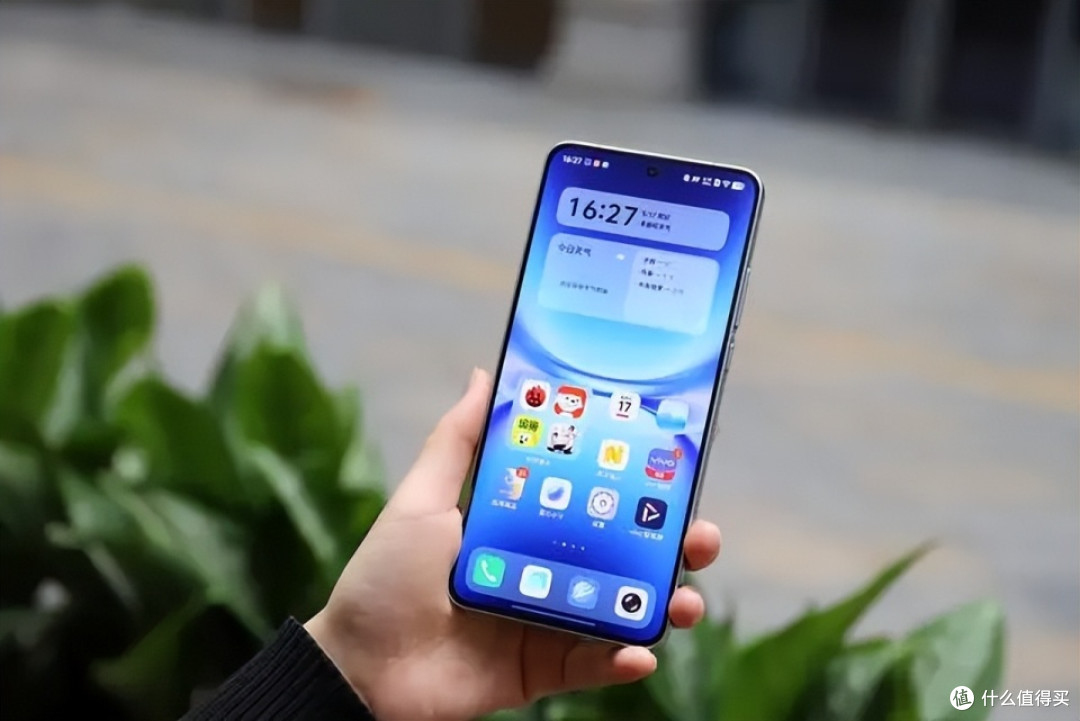 16GB+512GB,618有“真香价”的3款新手机,轻松用到2032年