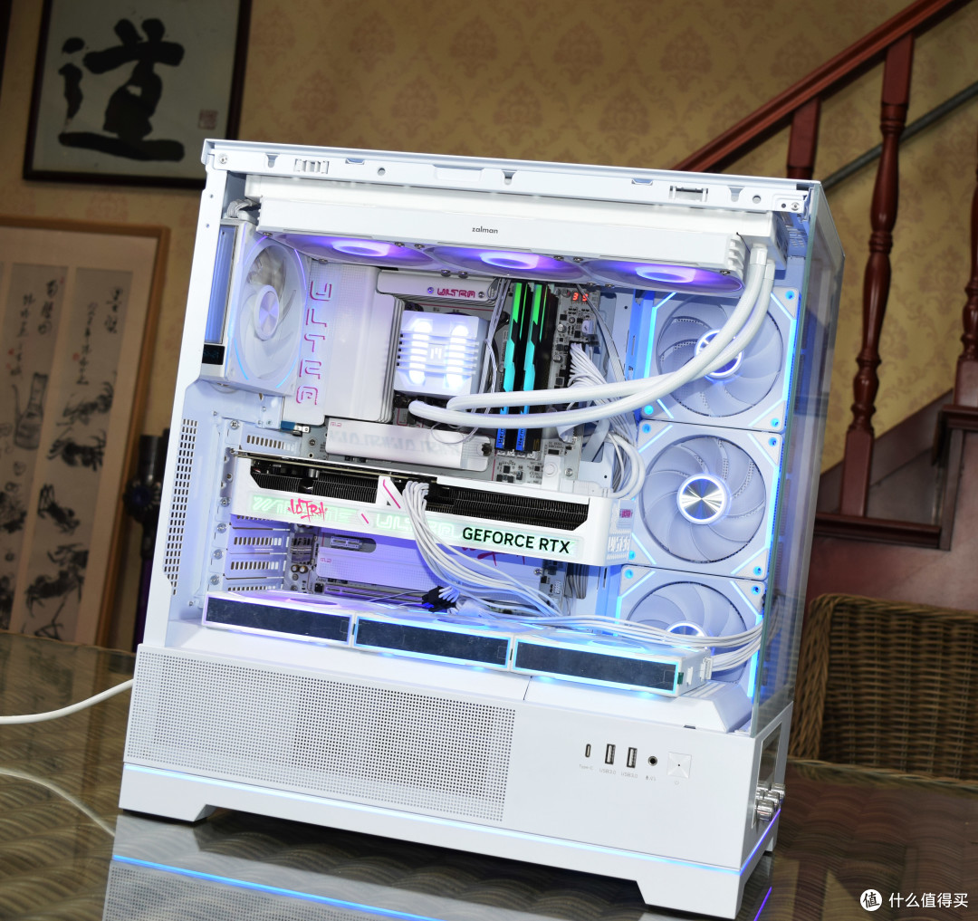 黑白双配色、背插可选,iGame RTX 5060 Ti Ultra W OC 装机实测