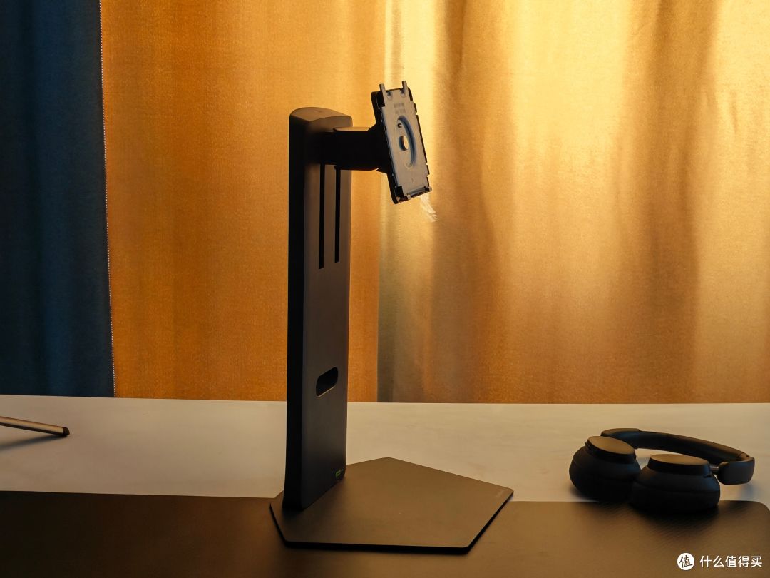 LG UltraGear 最新旗舰,39GX950B和32GX870B,两种答案一次体验