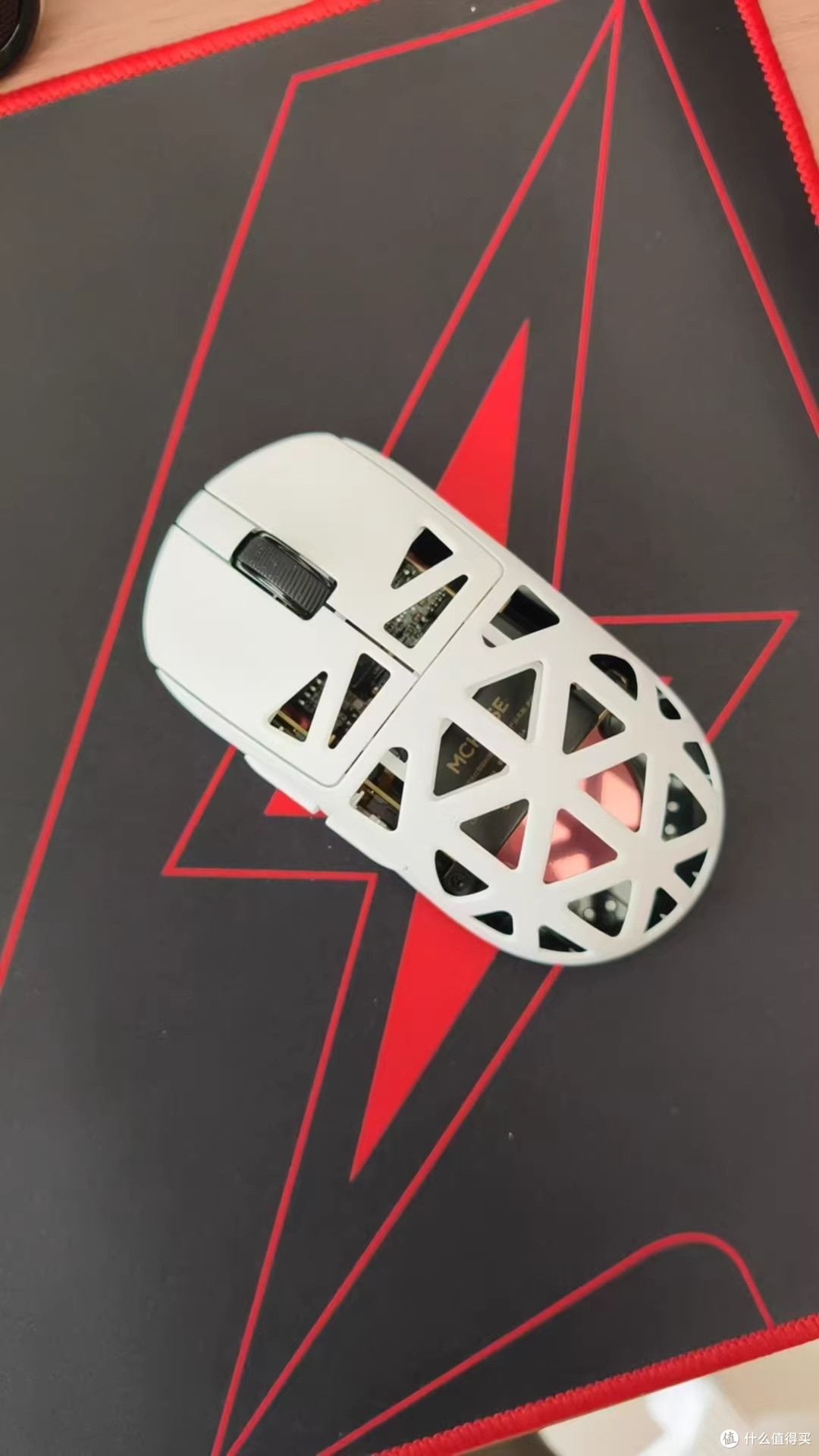 桌面“白玉”,轻盈制胜:MCHOSE A7X Ultra