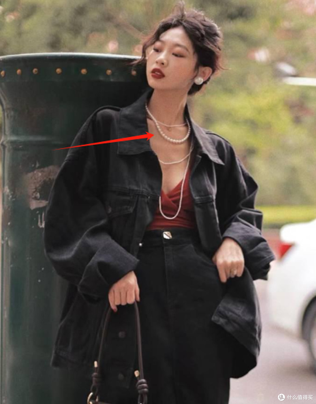 曾经土的掉渣,现在却成爆款,爸妈年轻时穿的衣服,如今太时髦了