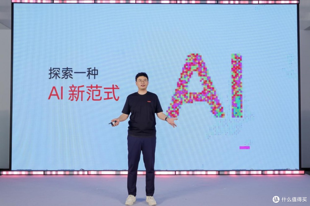 不是新功能,是新范式:未来智能首发智能体耳机