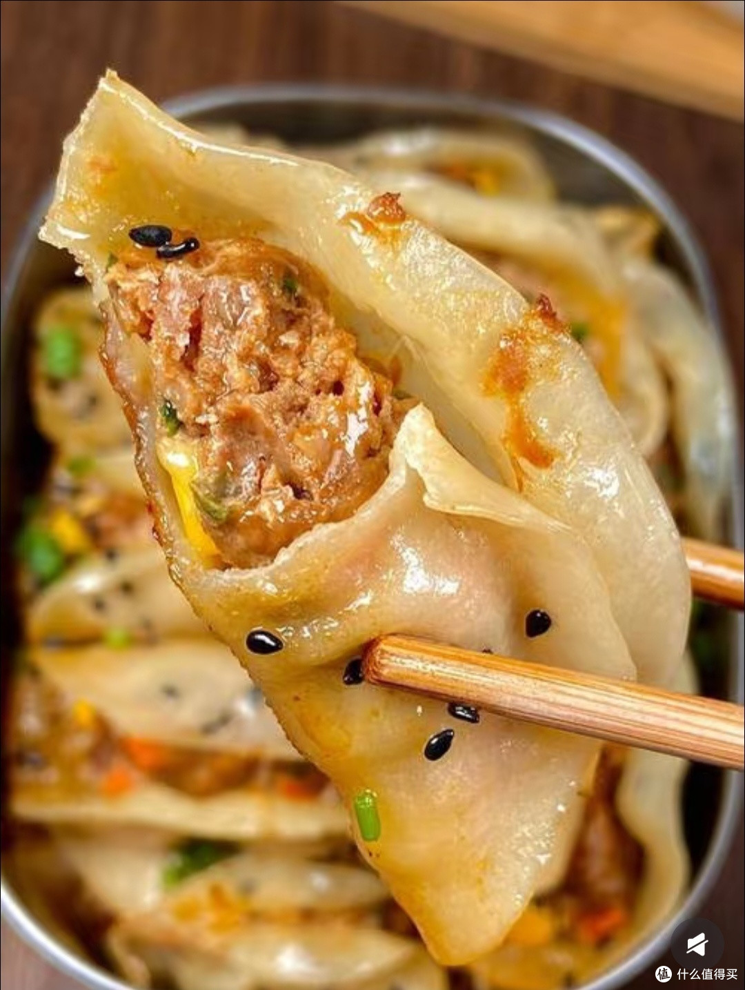 青岛锅贴：海味与面食的完美结合