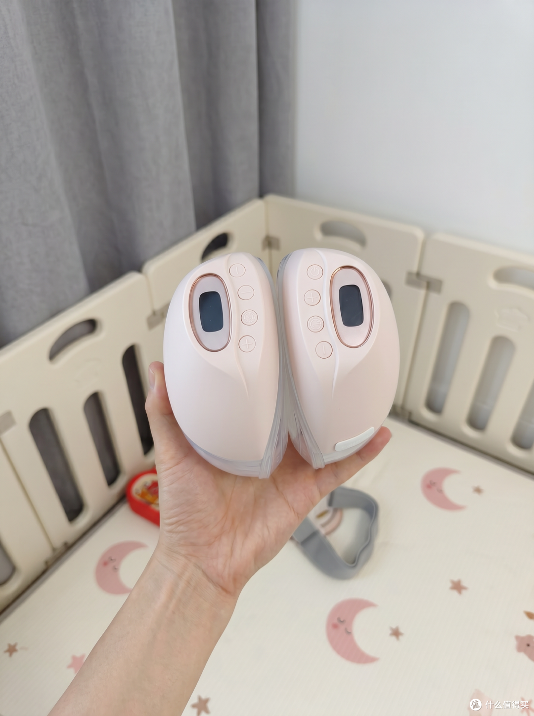 哺乳期终于实现逛街自由!全靠这款穿戴式吸奶器