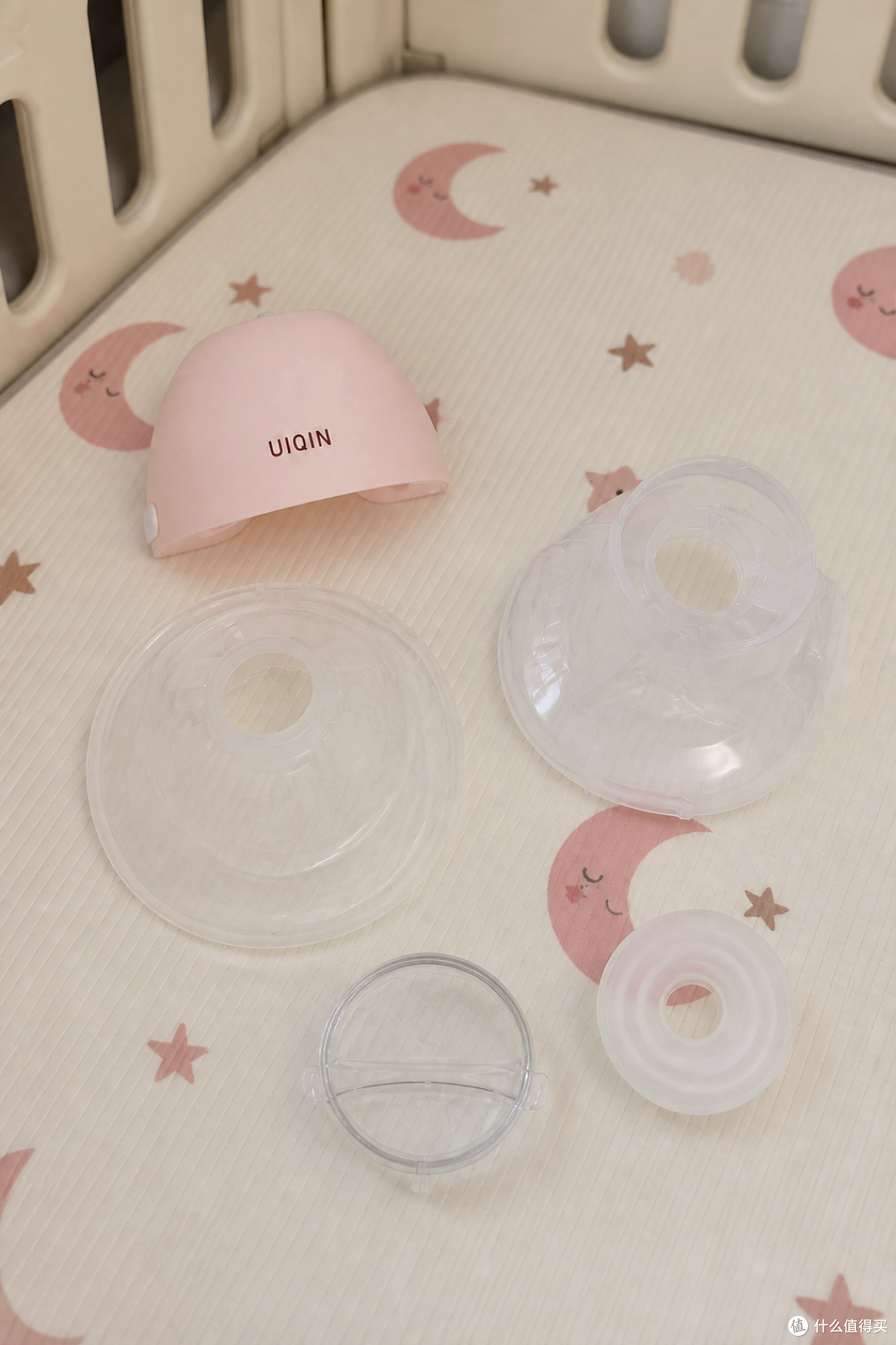 哺乳期终于实现逛街自由!全靠这款穿戴式吸奶器
