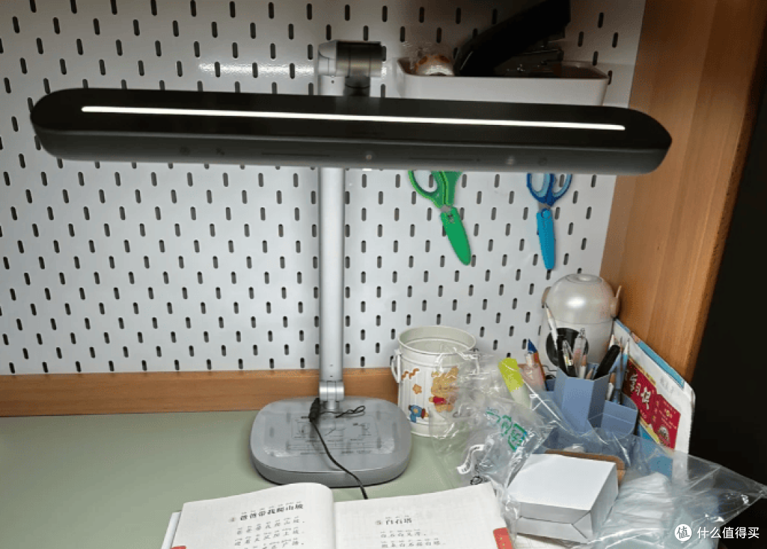 教室护眼灯品牌排行前十是哪些?口碑稳定的护眼台灯品牌深度盘点