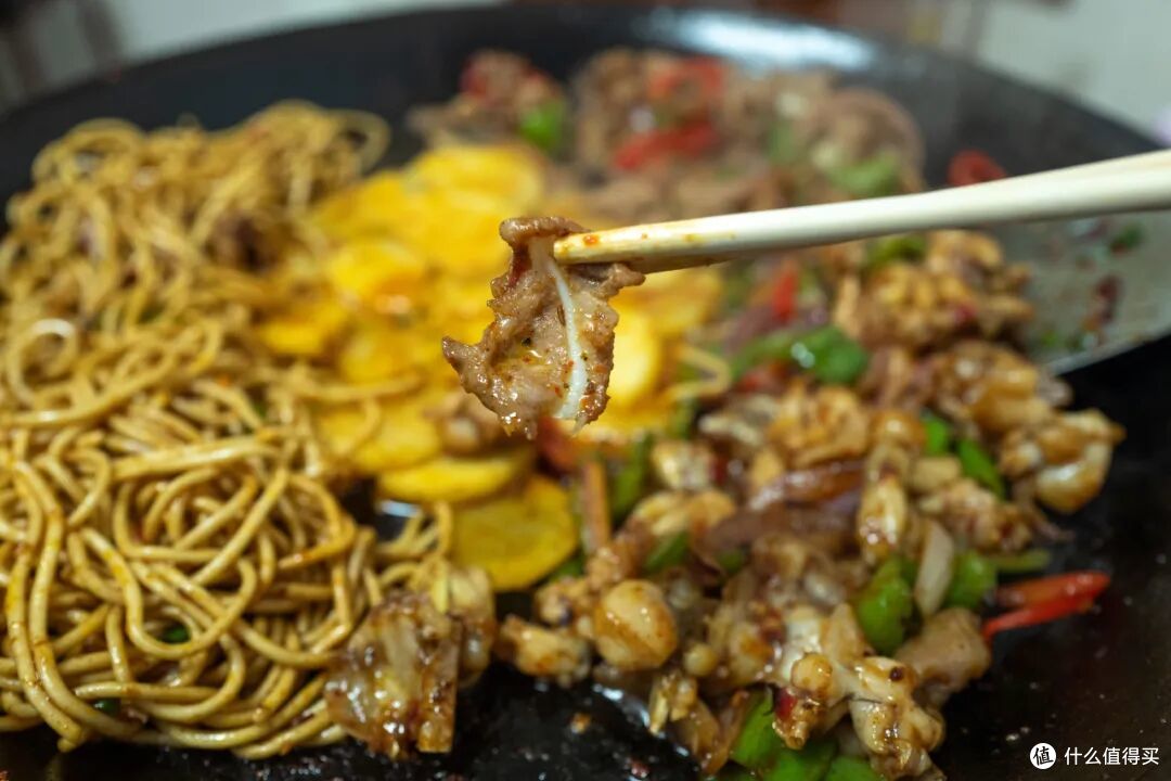 三个词形容这座长江边的美食之城:巨好吃!还没火?不应该啊。