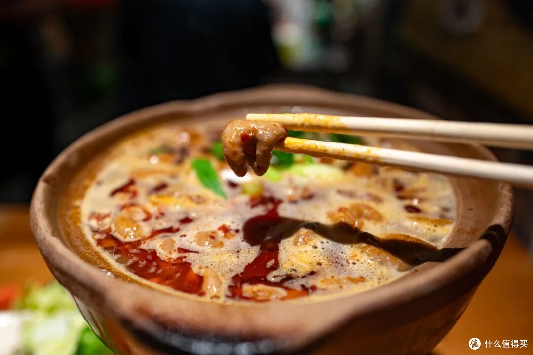 三个词形容这座长江边的美食之城:巨好吃!还没火?不应该啊。