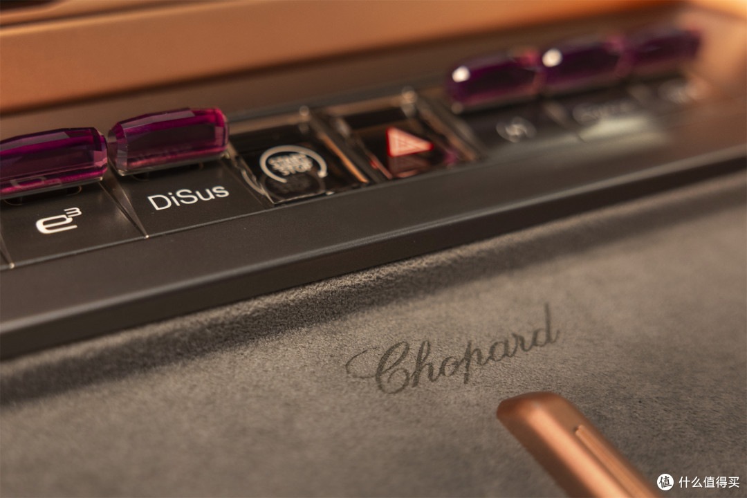 腾势和Chopard萧邦跨界打造顶奢座驾,555万的售价值不值?