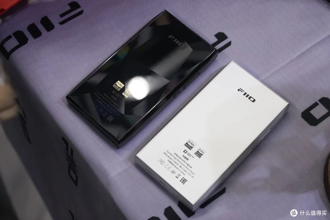 耳边前线 | 和小公举一起回顾深圳国际耳机展的新品!