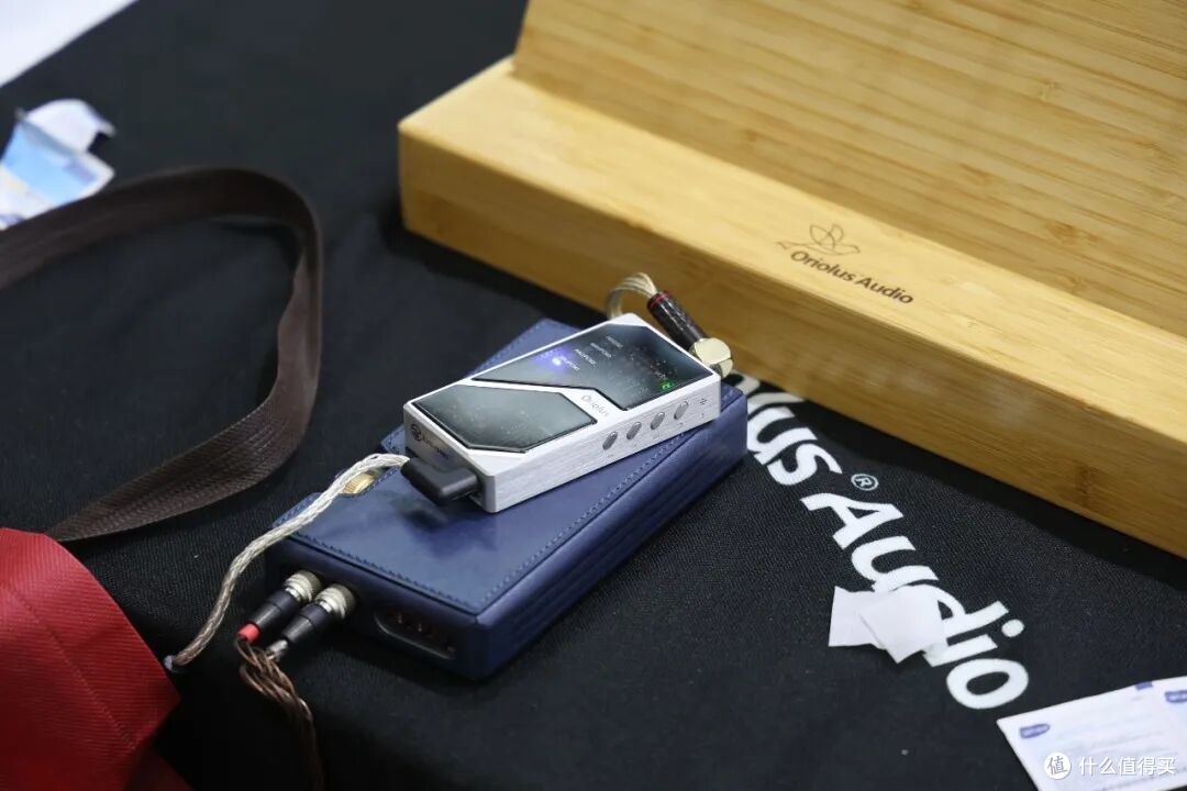 耳边前线 | 和小公举一起回顾深圳国际耳机展的新品!