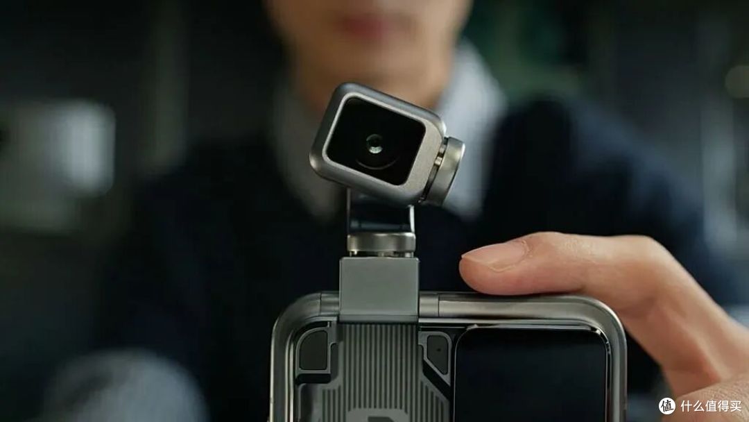 全球首款!荣耀Robot Phone太离谱了