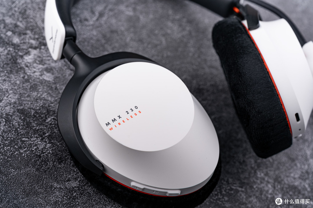 无线游戏头戴的毕业之选——拜雅 MMX 230 wireless
