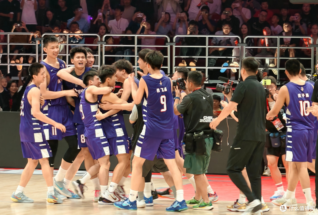 夺冠+MVP!中国篮球16岁新星崛起:国产版库里力压4大国青悍将