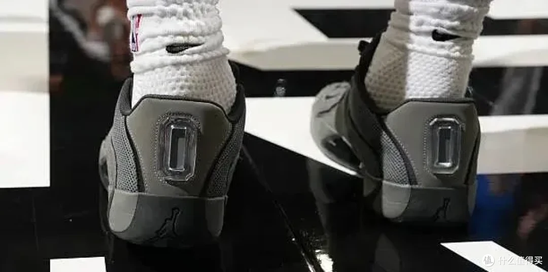 【NBA每日上脚】全球三双！塔克科比和Yeezy2联名，又有人上脚？