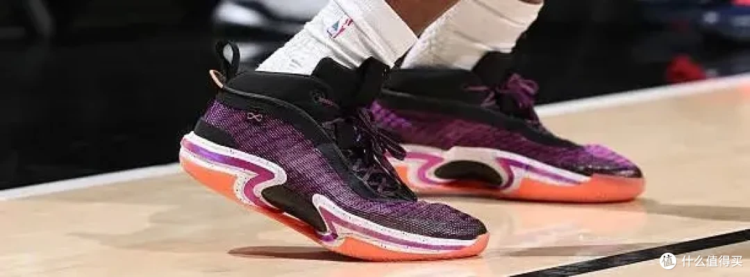 【NBA每日上脚】全球三双！塔克科比和Yeezy2联名，又有人上脚？