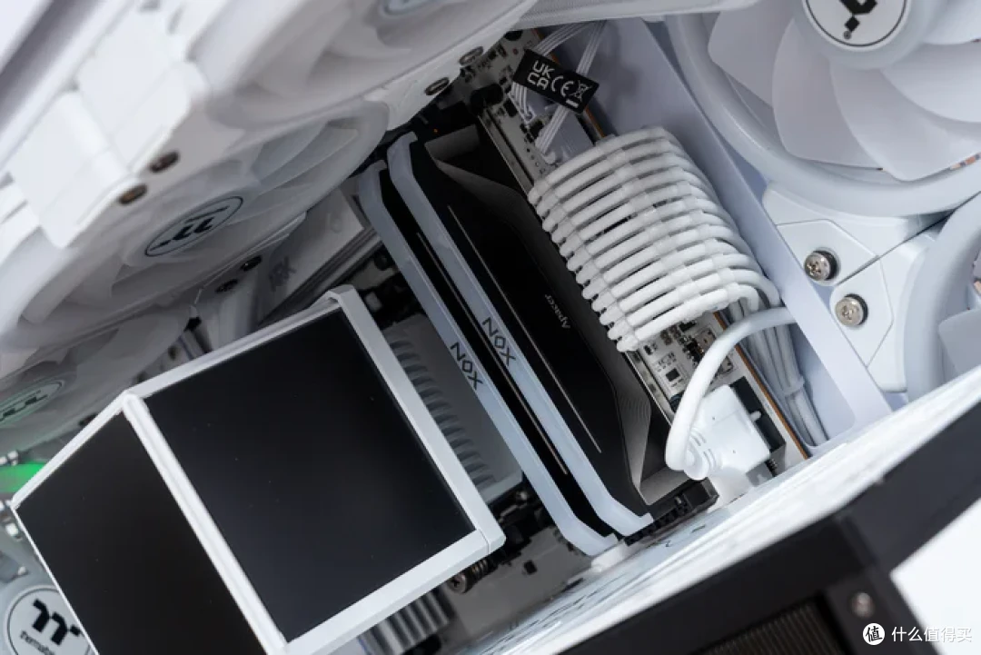 TT钢影透+七彩虹CVN B850M ARK方舟+索泰RTX5080天启装机展示