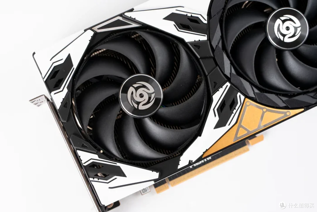 TT钢影透+七彩虹CVN B850M ARK方舟+索泰RTX5080天启装机展示