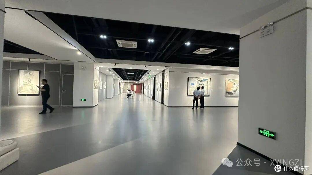 影绘江南巷——张立影油画作品展暨学术座谈会在江苏艺术馆举办