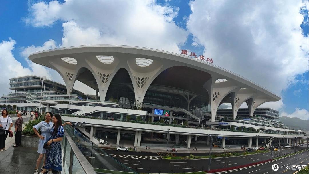 印媒称中国在机器人军团帮助下建成世界最大火车站,只用38个月