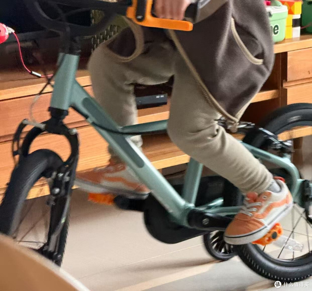 迪卡侬儿童自行车分享|16寸森光绿铝架,孩子学骑车的不二之选