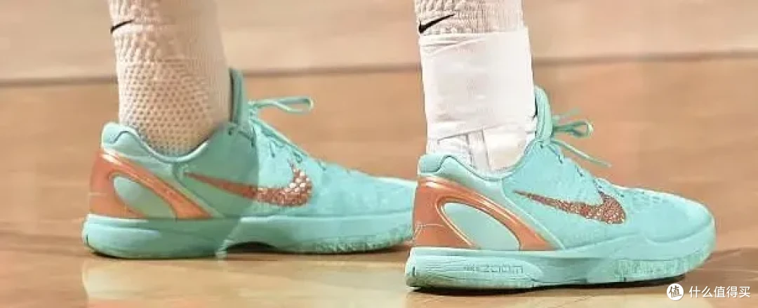 【NBA每日上脚】UA要是留住库里,他会上脚吗?