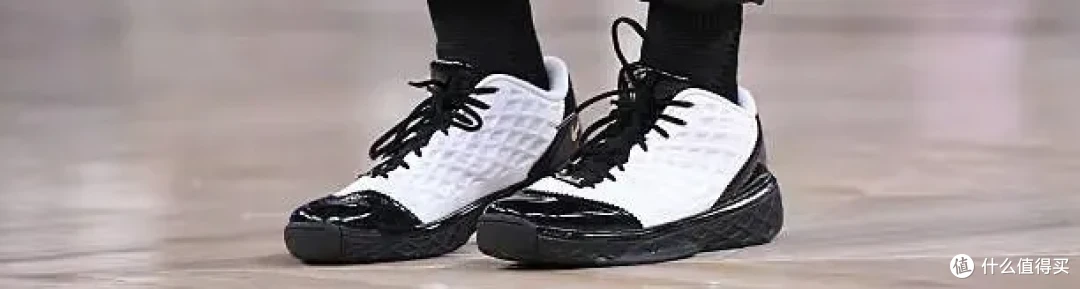【NBA每日上脚】UA要是留住库里,他会上脚吗?