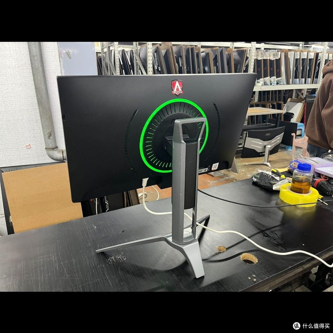 爱攻AG273QXP:中端电竞屏热销款